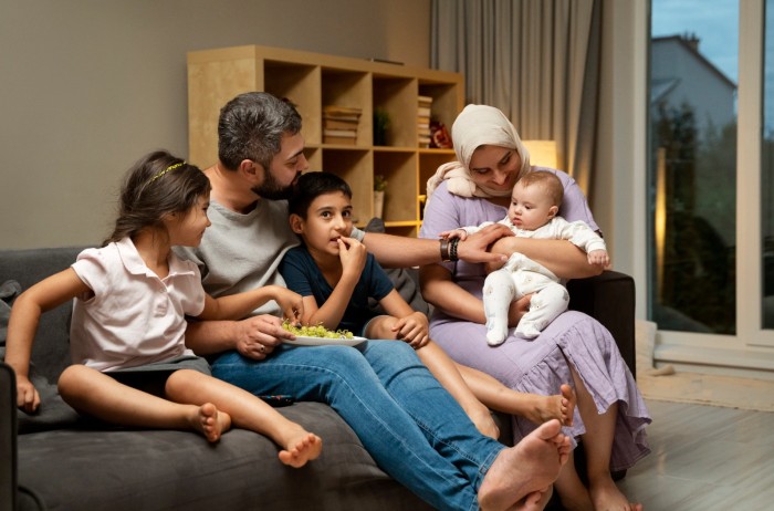 muslim-family-small-1.jpg